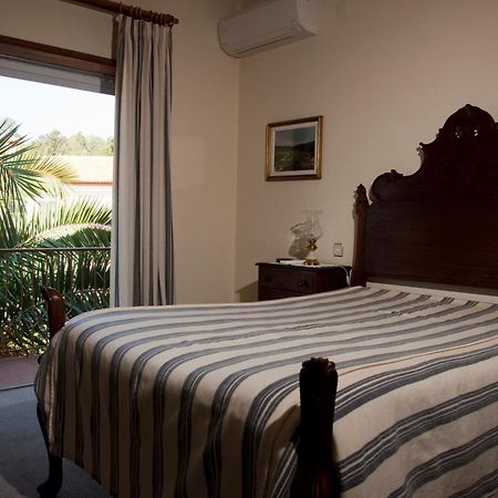 Pensao Suissa Hotel Вале де Камбра Стая снимка